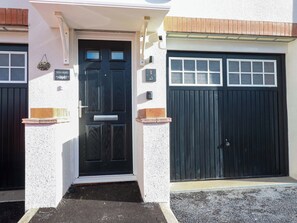 Exterior detail - Yonja Homes (St Austell)