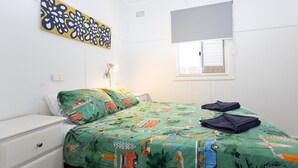 2 bedrooms, WiFi, bed sheets - Surf'S UP Unit 2 - Bells (South West Rocks)