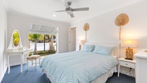 2 bedrooms, bed sheets