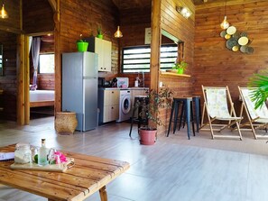 Interior - CHARMING CREOLE BUNGALOWS AND HUTS WITH JACUZZI - (SAPELLI) (Saint-Louis)