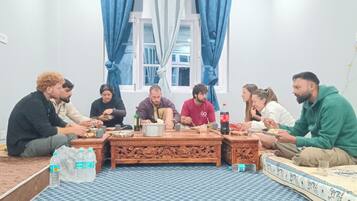 Essbereich im Zimmer