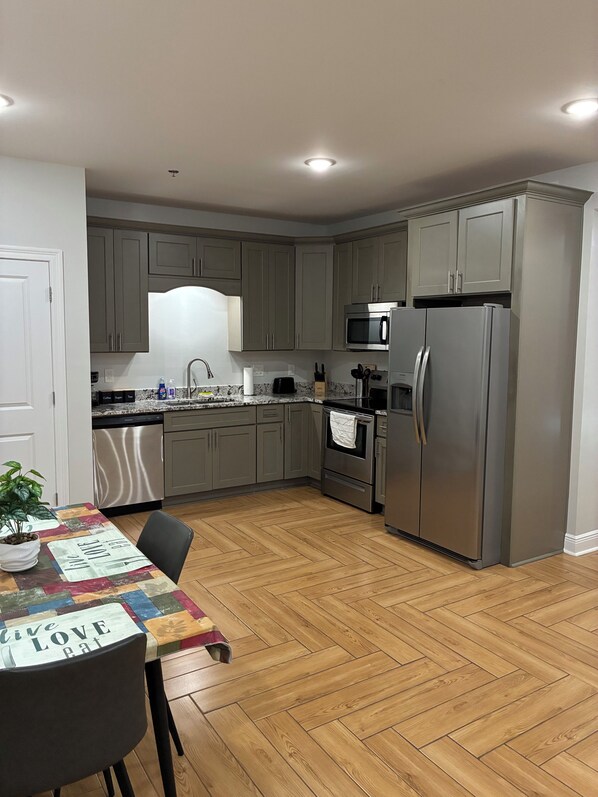 Microwave, oven, stovetop, dishwasher