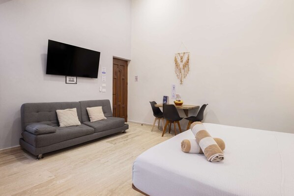 1 室のベッドルーム、アイロン / アイロン台、WiFi、ベッドシーツ