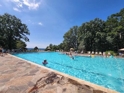 Lake Escape get a way!