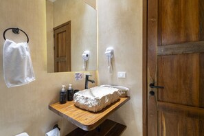 مجففات شعر، مناشف