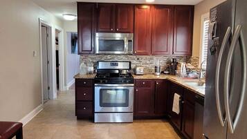 Microwave, oven, stovetop, dishwasher