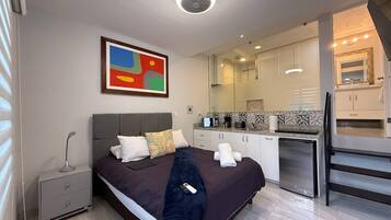 1 bedroom, iron/ironing board, WiFi, bed sheets