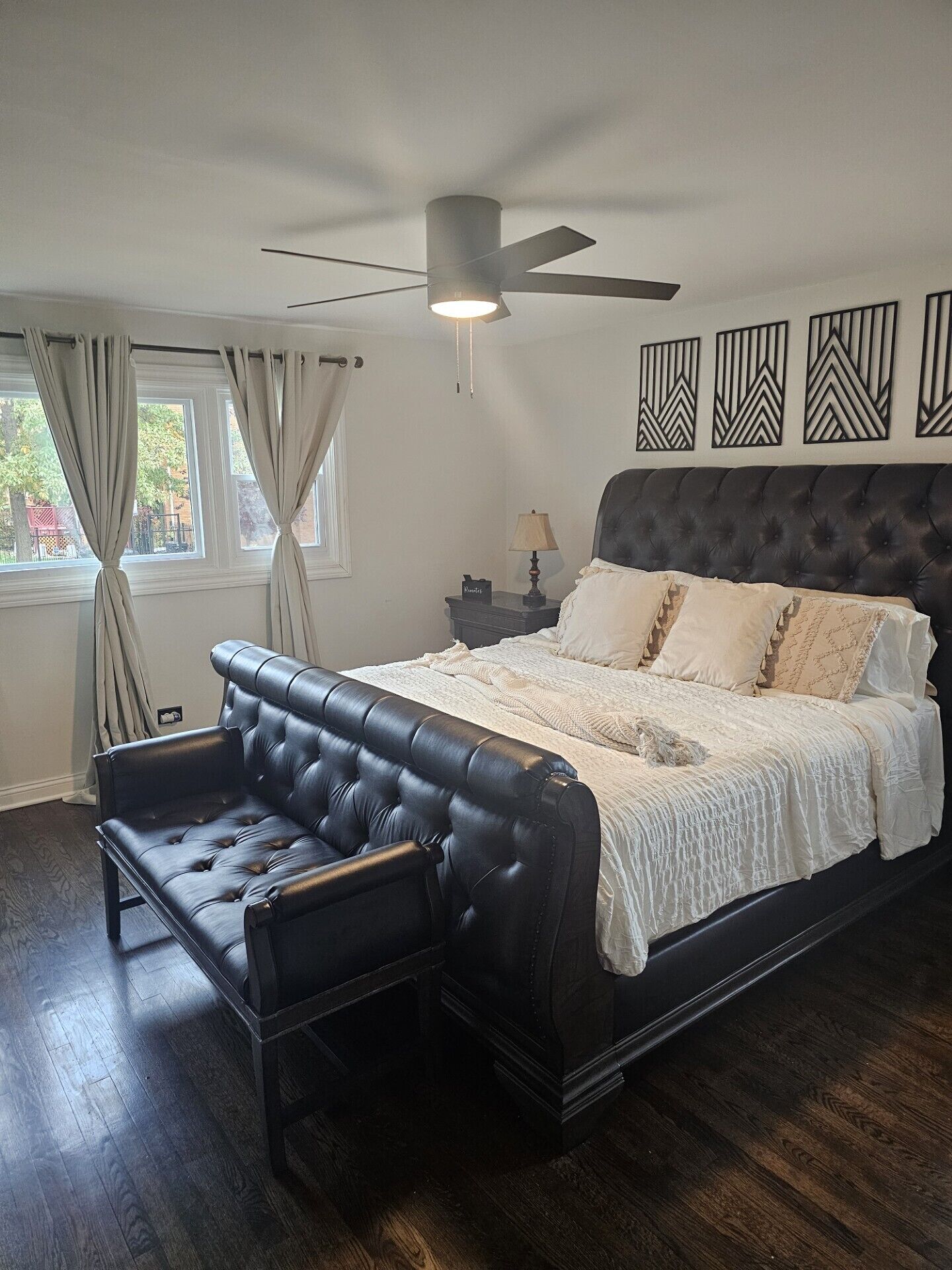 4 bedrooms, WiFi, bed sheets