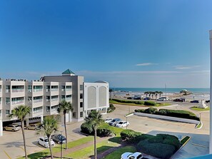 Condo (1 Bedroom) | Property amenity - Casa Del Mar 350-front Facing (Galveston)