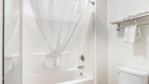 Unclassified image, 4 of 28, button - Quality Inn & Suites Decatur - Priceville I-65 (Decatur)