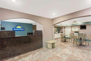 Lobby - Quality Inn & Suites Decatur - Priceville I-65 (Decatur)