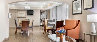 Quality Inn & Suites Decatur - Priceville I-65