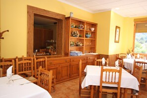 Dining - Campillo Apartamentos Rurales (La Iruela)
