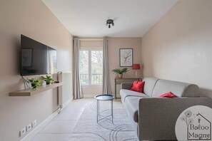 Living area - Donald's Lodge - 5 min from Disneyland Paris (Magny-le-Hongre)