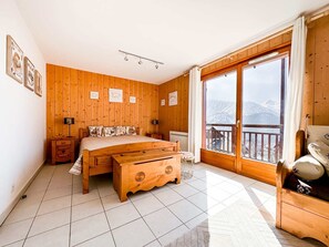 5 chambres, draps fournis