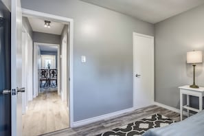 3 bedrooms, iron/ironing board, WiFi, bed sheets