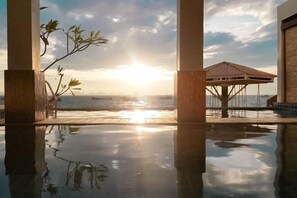 View from property - Baan Sailboat Beach Kohlarn (Koh Larn)