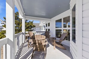 Terrace/patio - Following Seas - Private Pool-Easy beach access! (Virginia Beach)