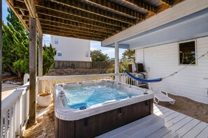 Terrace/patio - Beach Retreat w/ Pool & Hot Tub (Virginia Beach)