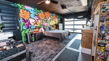 Iron/ironing board, free WiFi