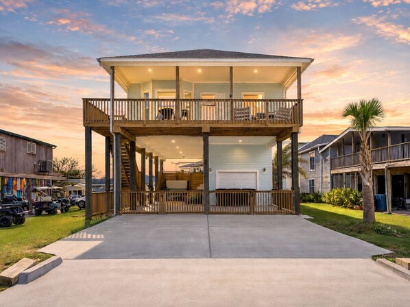Exterior - Galveston Retreat | Covered Deck | Hot Tub | Sleeps 7 | Pet-Friendly (Galveston)
