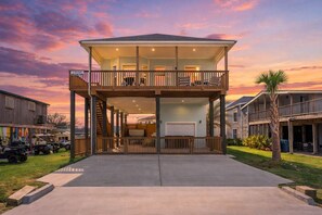 Exterior - Galveston Retreat | Covered Deck | Hot Tub | Sleeps 7 | Pet-Friendly (Galveston)