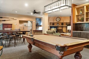 Games room - Cozy and convenient Keystone studio condo in Keystone (Keystone)