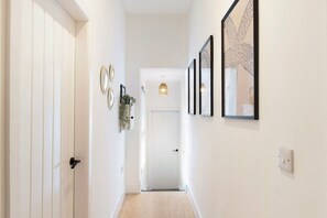 Interior - High-Spec Hartlepool 3 Bed | Walk to Marina & Town (Hartlepool)