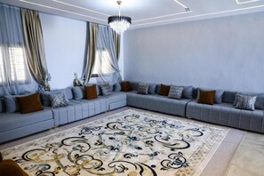 Living area - Deyina Beach Hotel (Nouadhibou)