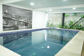 Pool - Modern 2BR Penthouse w/Bathtub, Smart TV, Full Kitchen, A/C + Pool (Puerto Viejo de Talamanca)