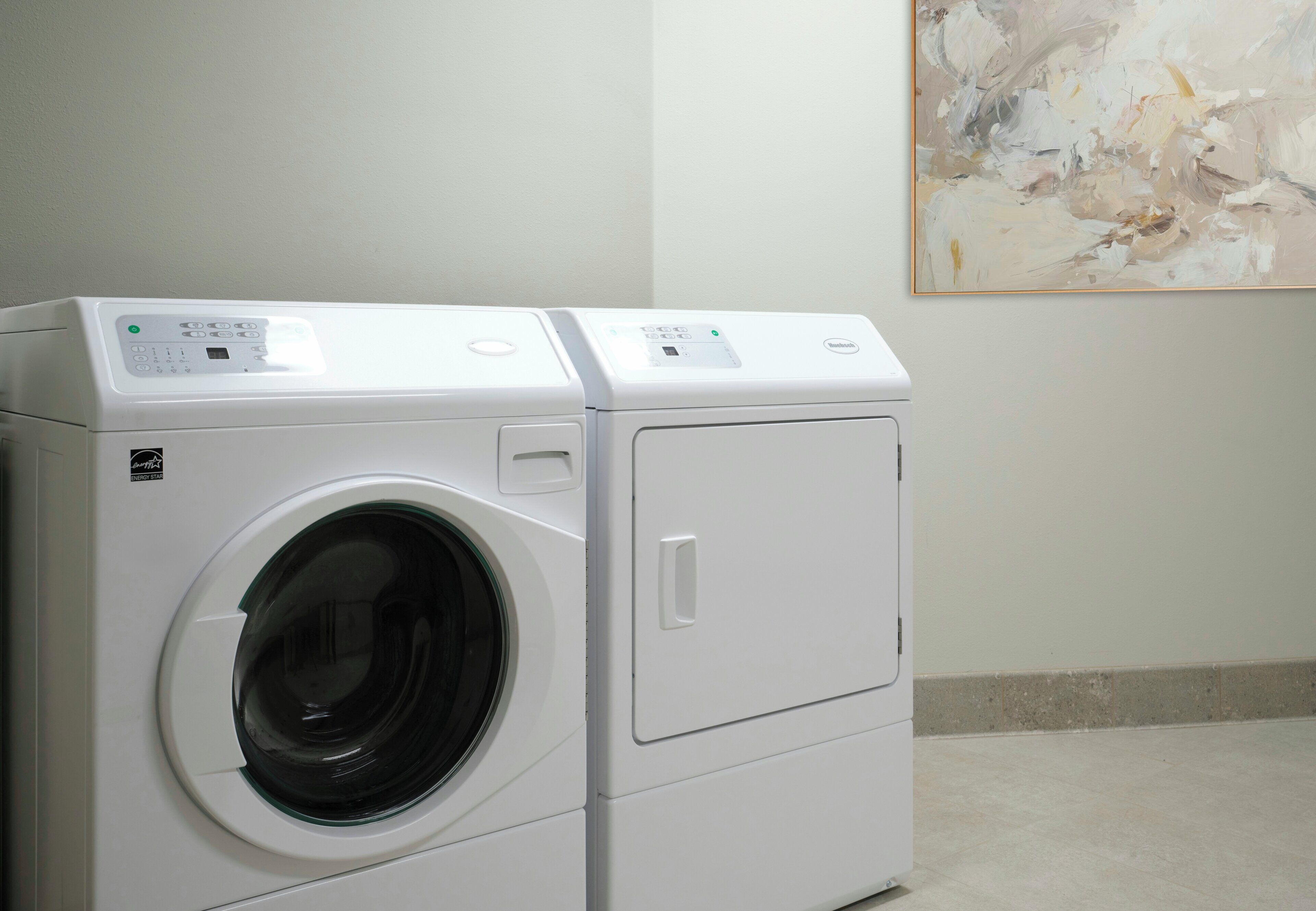 Ruang laundry
