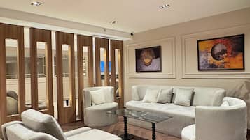 Daily buffet breakfast (EUR 10 per person)