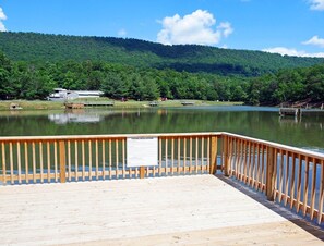 Property grounds - Woodstone Meadows 2 BR 2 BA Condo at Massanutten Resort (Massanutten)