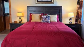 3 bedrooms, iron/ironing board, free WiFi, bed sheets