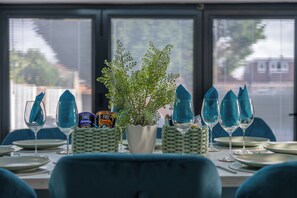 Dining - Cosy Clay Home
8 guests,3 bedrooms,5 beds,2 bathrooms
Totally Renovated, (Birmingham)