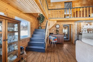 Interior - St. Chrysostome South Shore Escape – Private Beach, Hot Tub, Coastal Charm (Prince Edward Island)