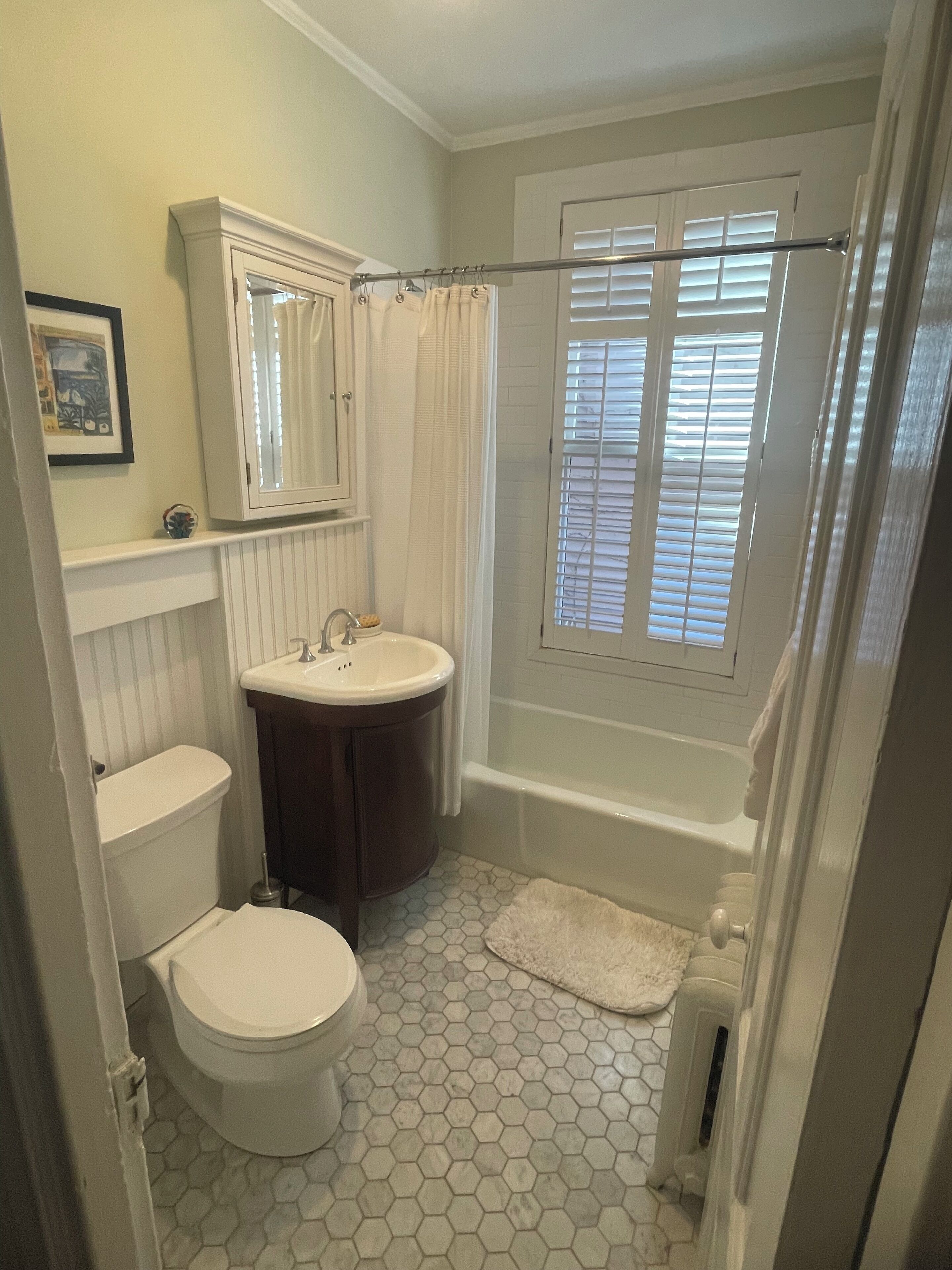 Hair dryer, towels, toilet paper