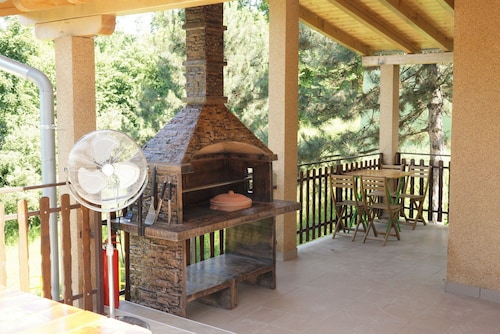 LipaHill Luxe  5 bedroom high standard villa on the nature