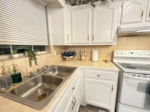 Microwave, oven, stovetop