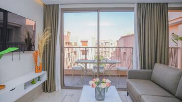 Prestige Suite with 2 Bedrooms | City view