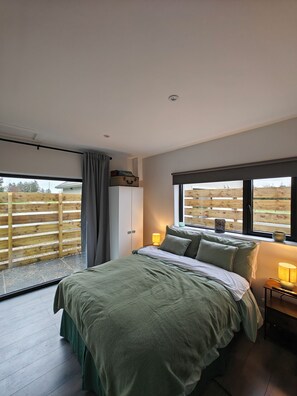 1 chambre, fer et planche à repasser, Wi-Fi, literie fournie
