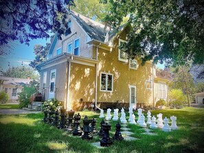 Exterior - The Nightingale  · King Bed l 5 min to MOA l 75 & 65 HDTV I Ping Pong (Richfield)