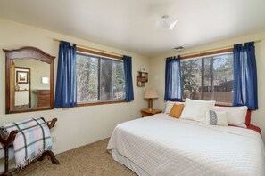 3 chambres, fer et planche à repasser, lit parapluie, Wi-Fi gratuit