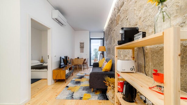 Interior - Nomad's Netto & Subway - Lovely Terrace (Porto)