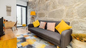 Living area - Nomad's Netto & Subway - Lovely Terrace (Porto)