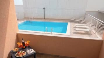Piscina all'aperto