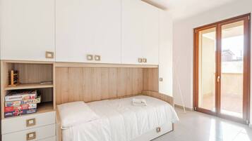 2 camere, ferro/asse da stiro, culla da viaggio, Wi-Fi gratuito