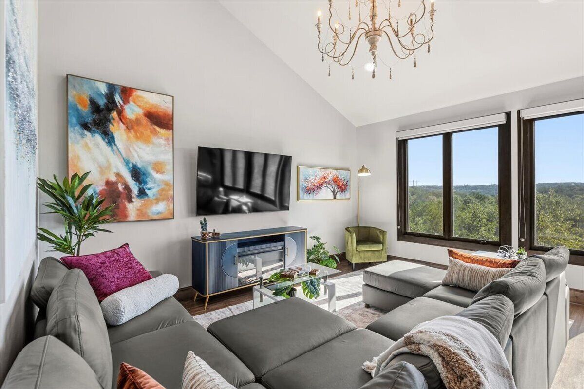 智能电视、壁炉、乒乓球