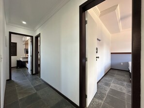 غرفة سوبيريور مزدوجة - منظر للحديقة | مساحة عمل للكمبيوتر المحمول وواي فاي مجانًا