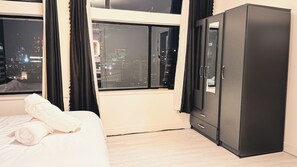 2 bedrooms, WiFi, bed sheets - A walk away from all the attractions in Manchester City Centre. (Salford)